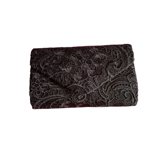 St. Jubilees women’s black satin and lace clutch bag 9x6 - Picture 1 of 4
